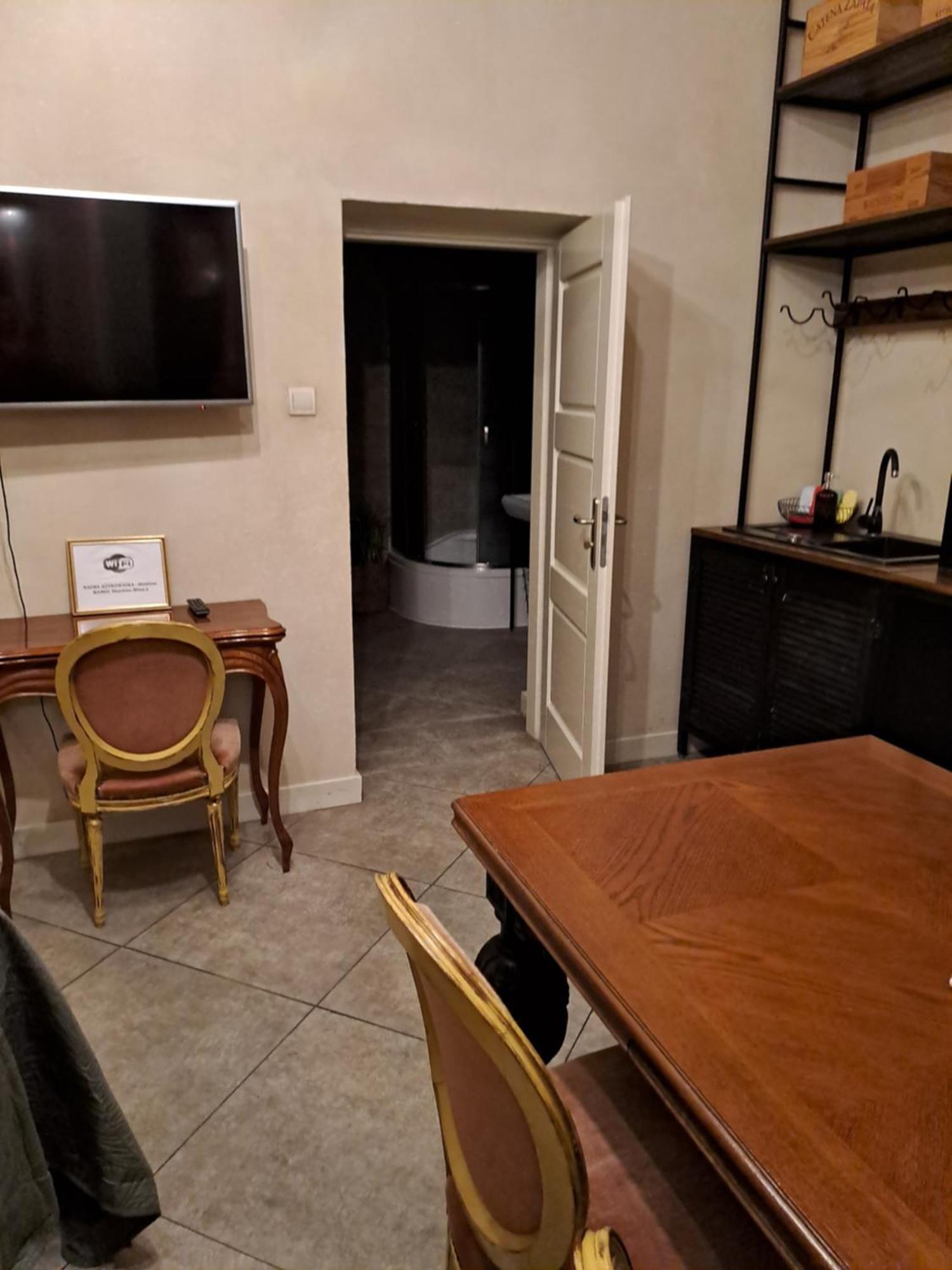 Pokoje Na Starowce Apartment Zamosc  Luaran gambar